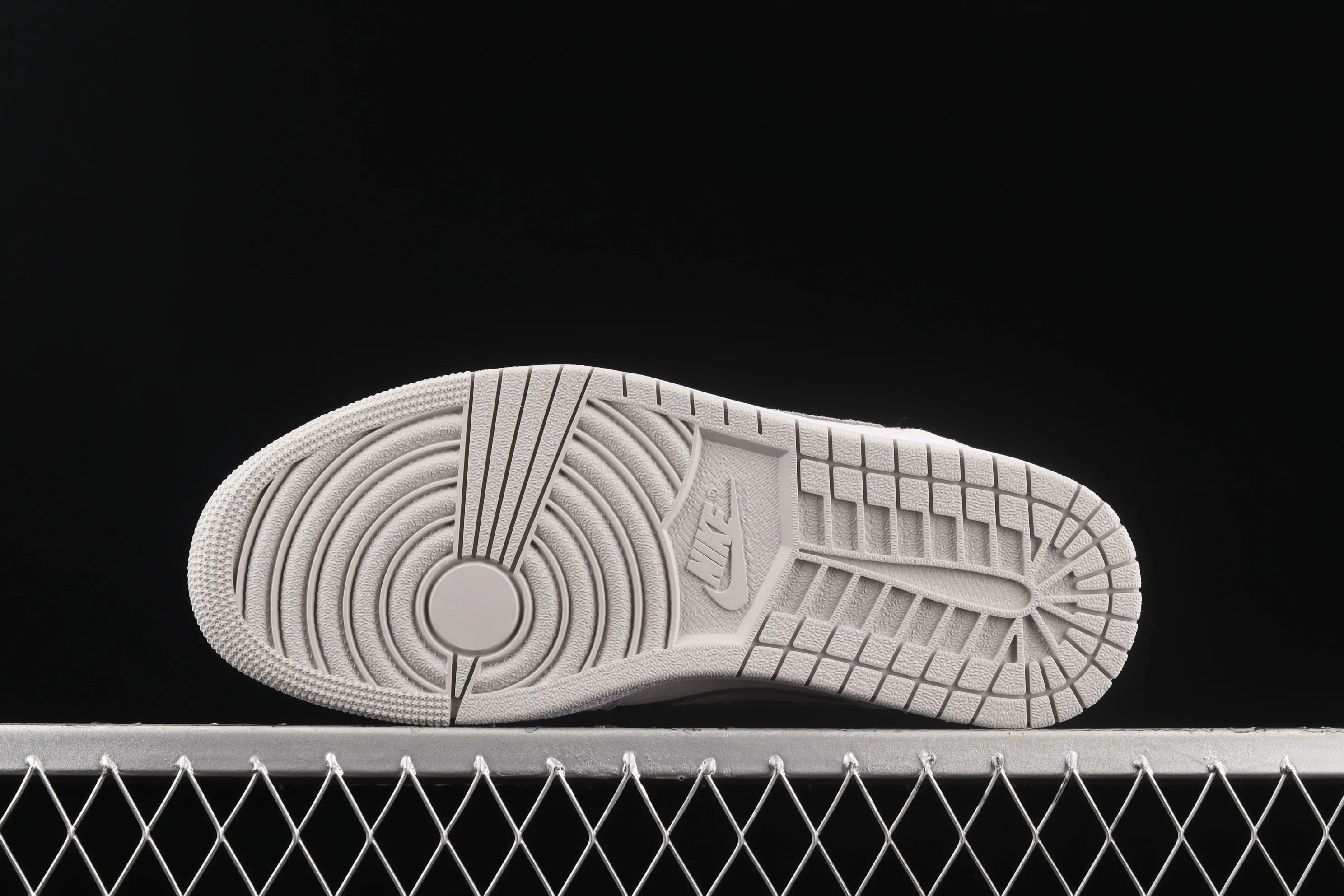 All Categories Air Jordan Jordan Series Basketball Shoes Air Jordan 1 Low Air Jordan 1 Low "Sherpa Fleece" AJ1 Joe 1 Beige Velvet Low-top Cultural Leisure Sports Basketball Shoes DO0750-002